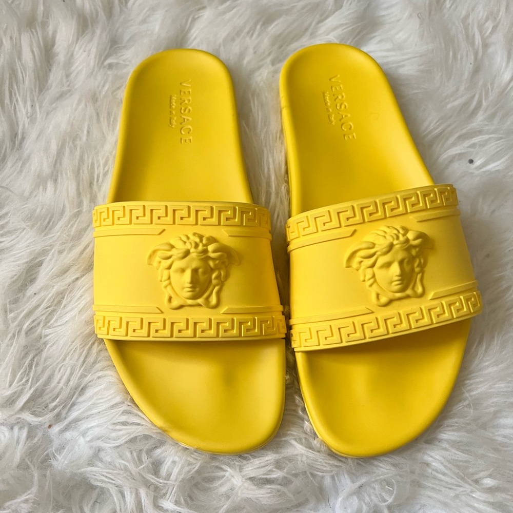 Mens Versace pool slides